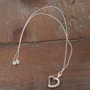 *** Free w/Bundle**** Heart necklace
